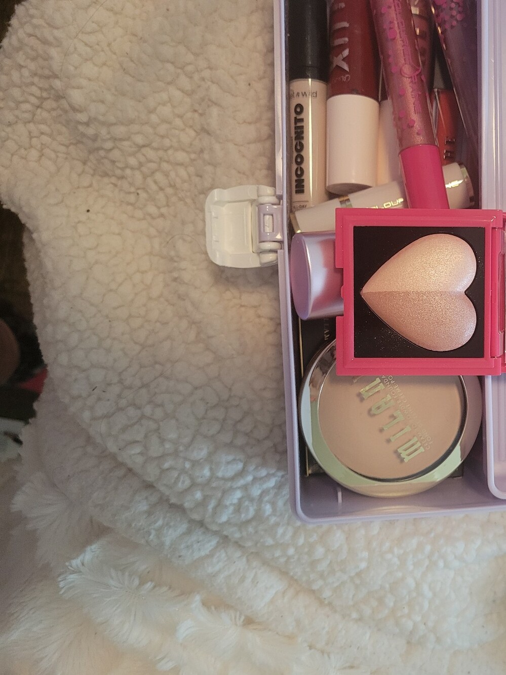 Multiple Makeup Bundle - Picture 8 of 8